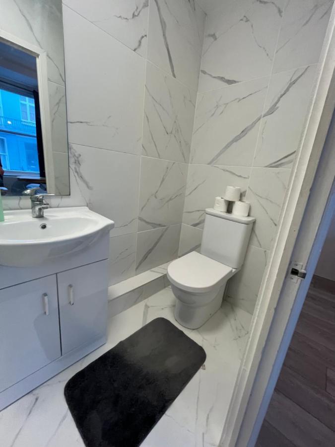 Studio One Charlotte Apartment Brighton Exterior foto